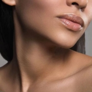 Ritrovare la bellezza naturale con gli ultrasuoni microfocalizzati